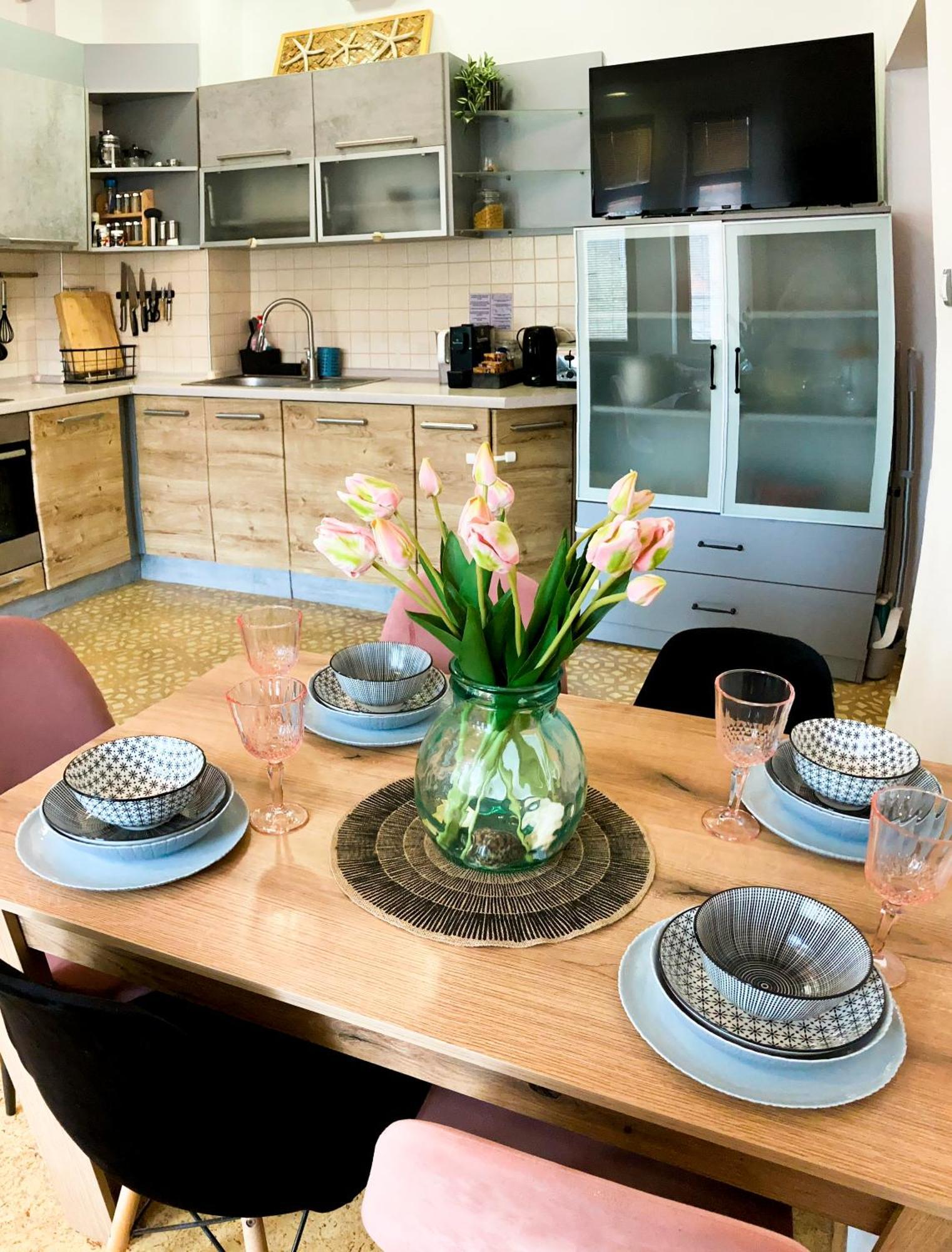 Two Bedroom Apartment -Welcome To Burgas- Top Location, Central Station, Main Walking Street, Sea Garden, Near The Beach Zewnętrze zdjęcie